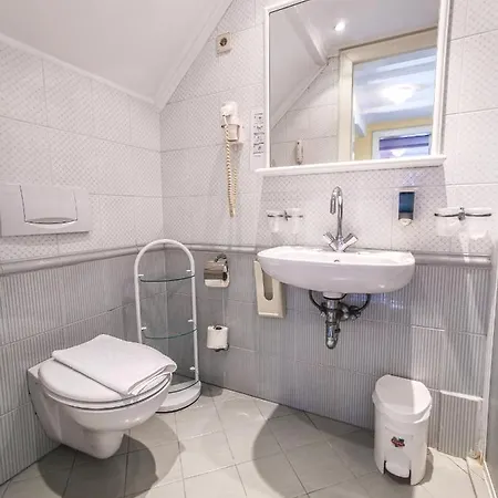 게스트하우스 Offi Haz 에게르